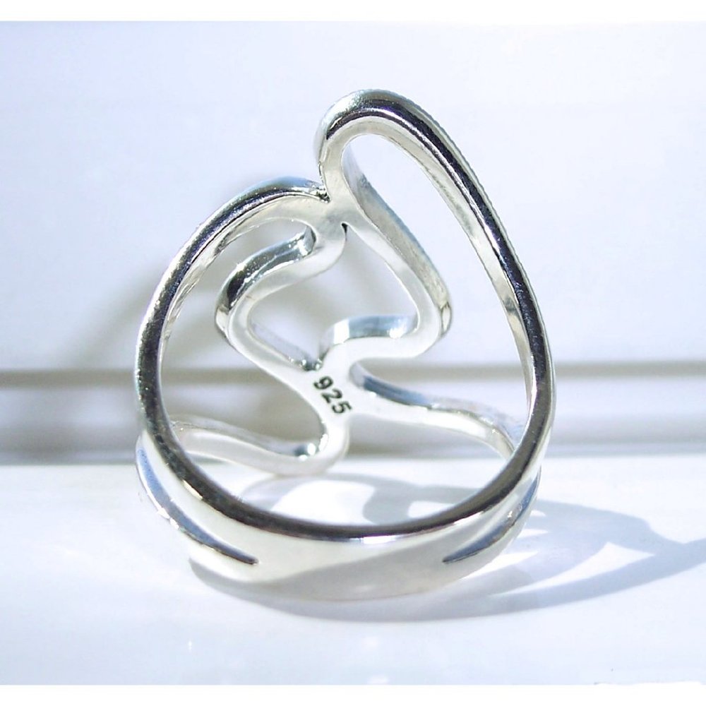 925 STERLING SILVER Modern Curvy Marcasite Statement Ring - Picture 10 of 16